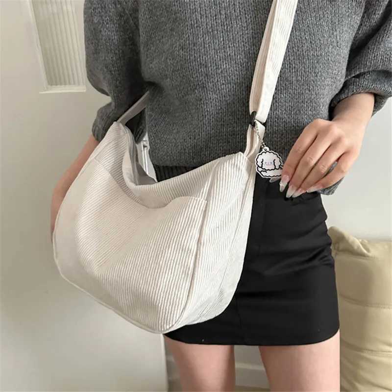 Fashionable Literary Trend Single Cross Body Bags Student Casual Version Simple Dumpling Shoulder Bag Suitable for Daily UseT251020