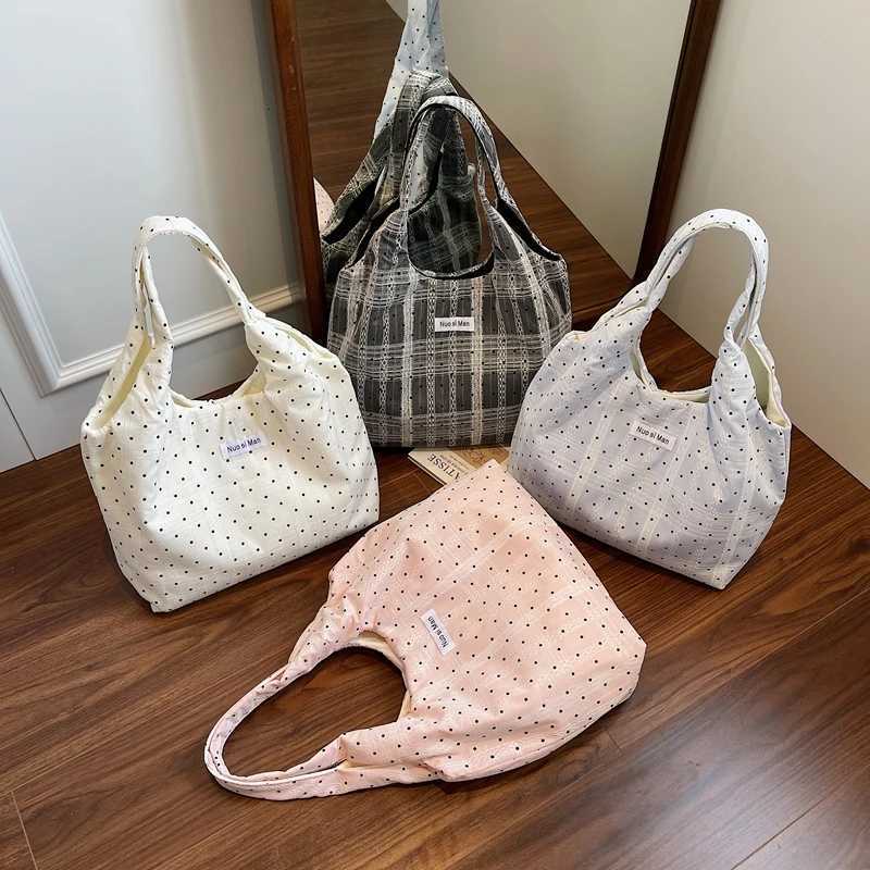 CANVAS Dots Plaid Fashion Tote Bags Casual Large Capacity Commuting Bags Female 2025 Hot Sale Casual Versatile Shoulder BagsT251020