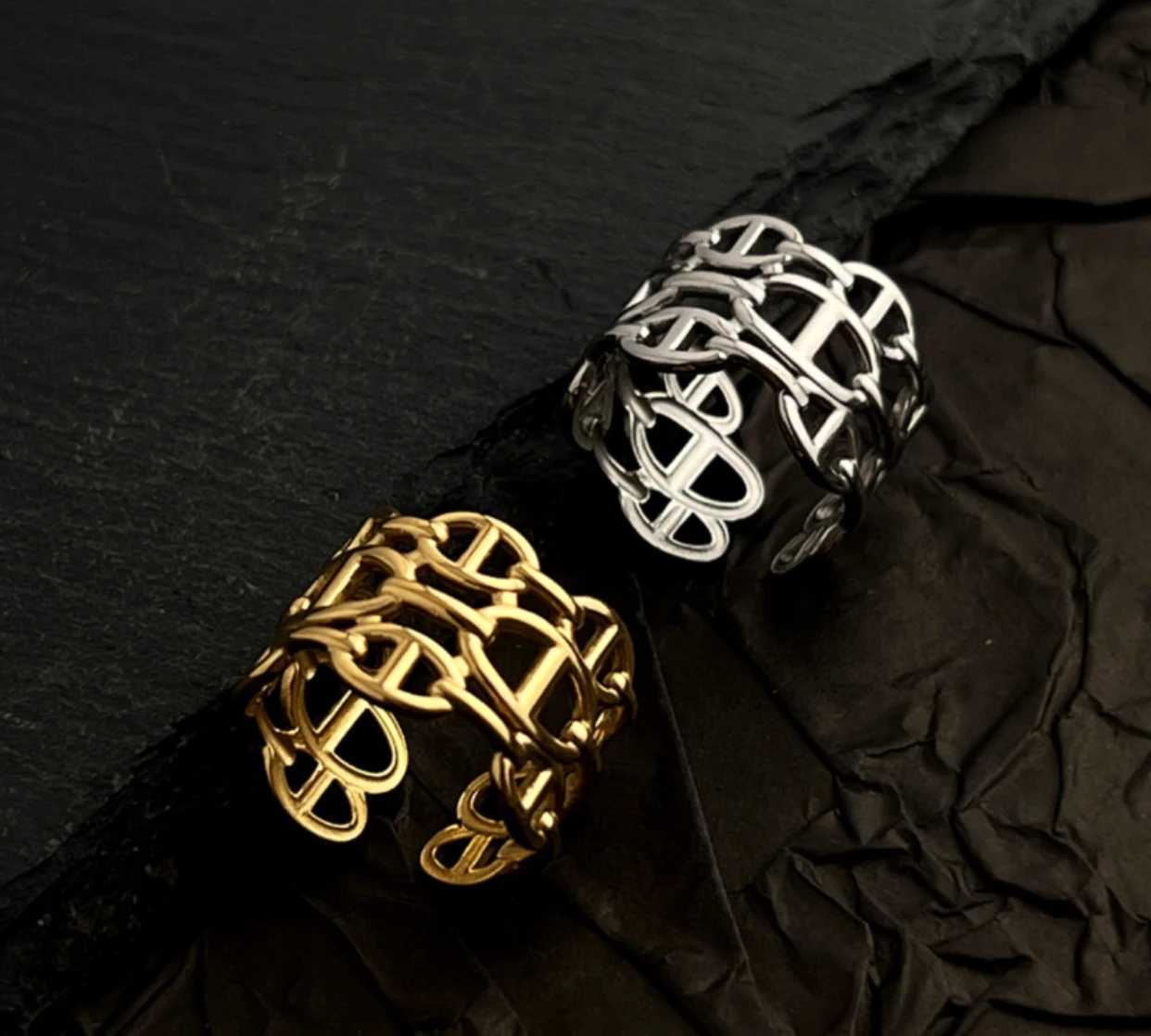 Couple ring luxurious fashion retro ring stainless steel plated simple and versatile highend sense open design sense ring J251020