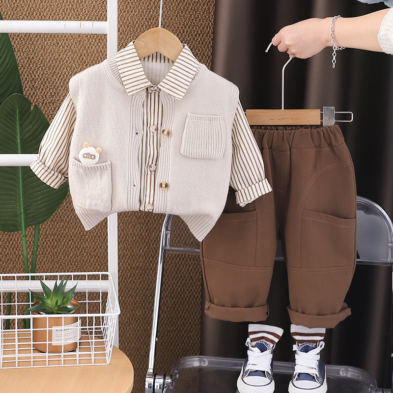 2025 new hot selling children's spring pocket teddy bear sweater vest three piece set baby children's clothing boys' set spring and aut