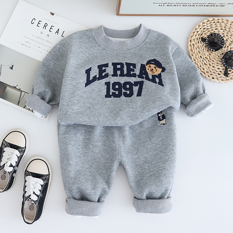 2025 New Hot selling Boys' Set Handsome Trendy Boys' Baby Spring/Autumn Hoodie Children's Wear Sports Letter Two piece Set Free Shippin
