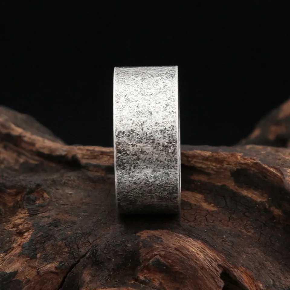 New Antique Silver Color Simple Rings For Men Women 316L Stainless Steel Punk Hip Hop Fashion Couple Ring Charm Party Jewelry J251020