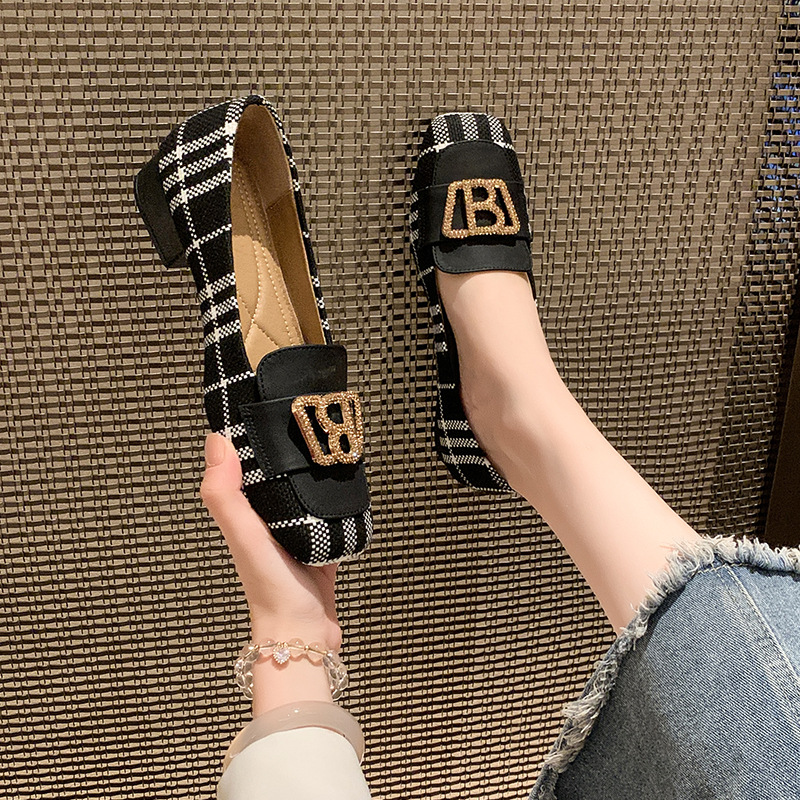 Elegant and versatile women's checkered color blocked high heels 2025 new arrivals fashionable and versatile metal buckle thick heel women's