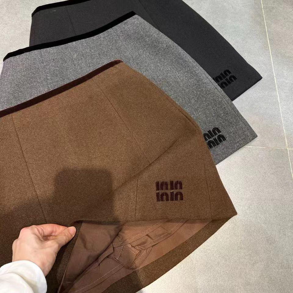 Skirts Designer Skirts Autumn and winter solid color woolen skirt high waist gray A-line short skirt hip hugging skirt for women