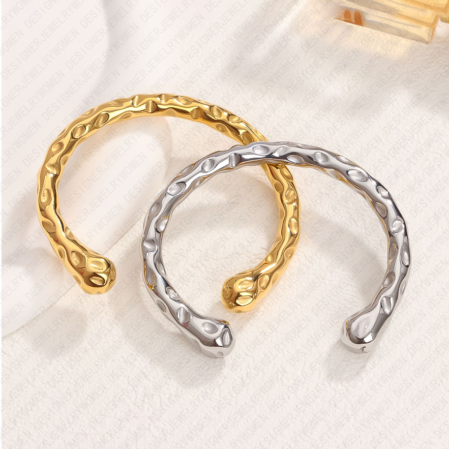 Designer Bracelet for Women Stainless Steel Bracelets Hammered Open Adjustable Bangle Gold Bangles Luxury Jewelry Jewellery Designer for Women Elegant