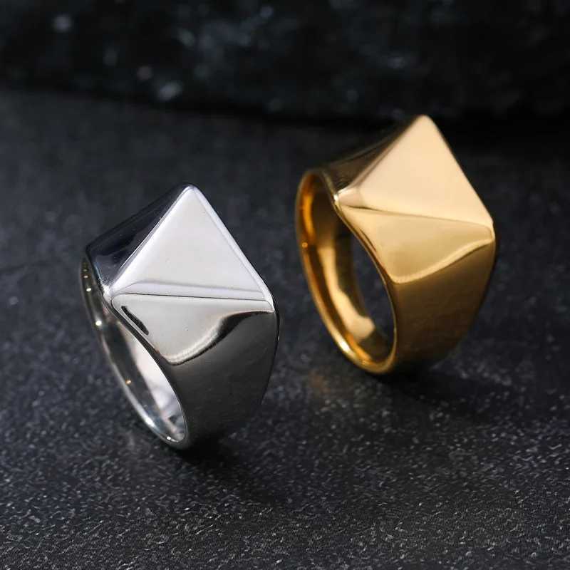316L Stainless Steel Smooth Triangle Signet Ring For Men Male Finger Jewelry Accessories 2025 New J251020