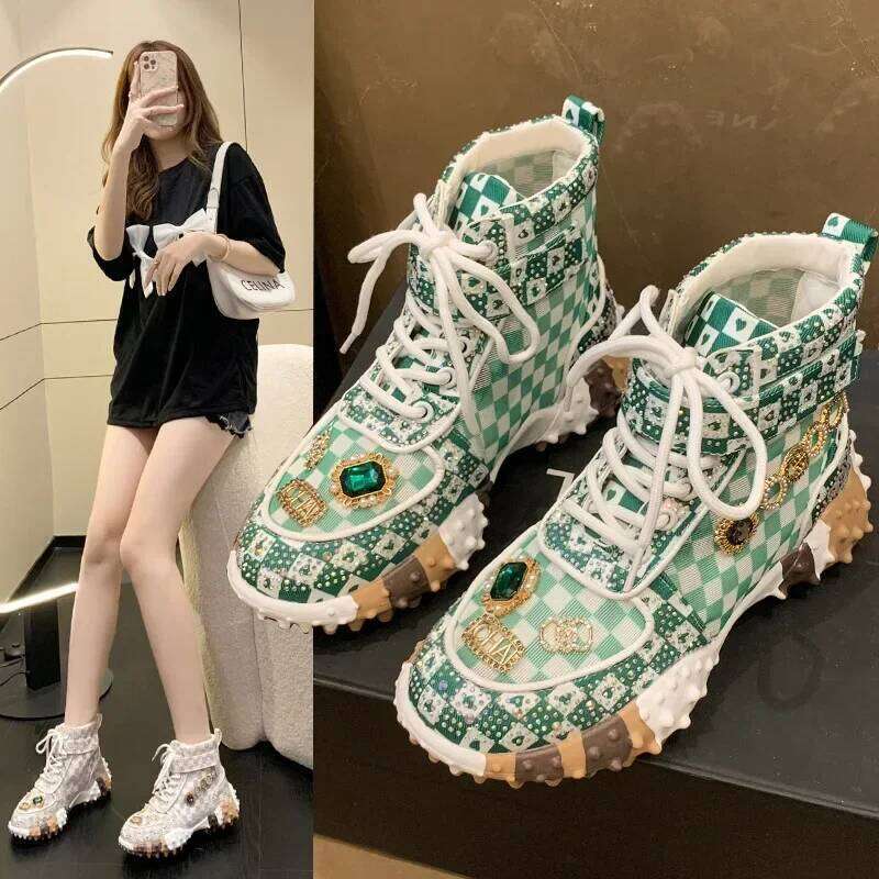 Women's Rhinestone Short Boots New Fashion Durian Studded Thick Sole Outdoor Anti Slip Sports Casual Shoes 2024