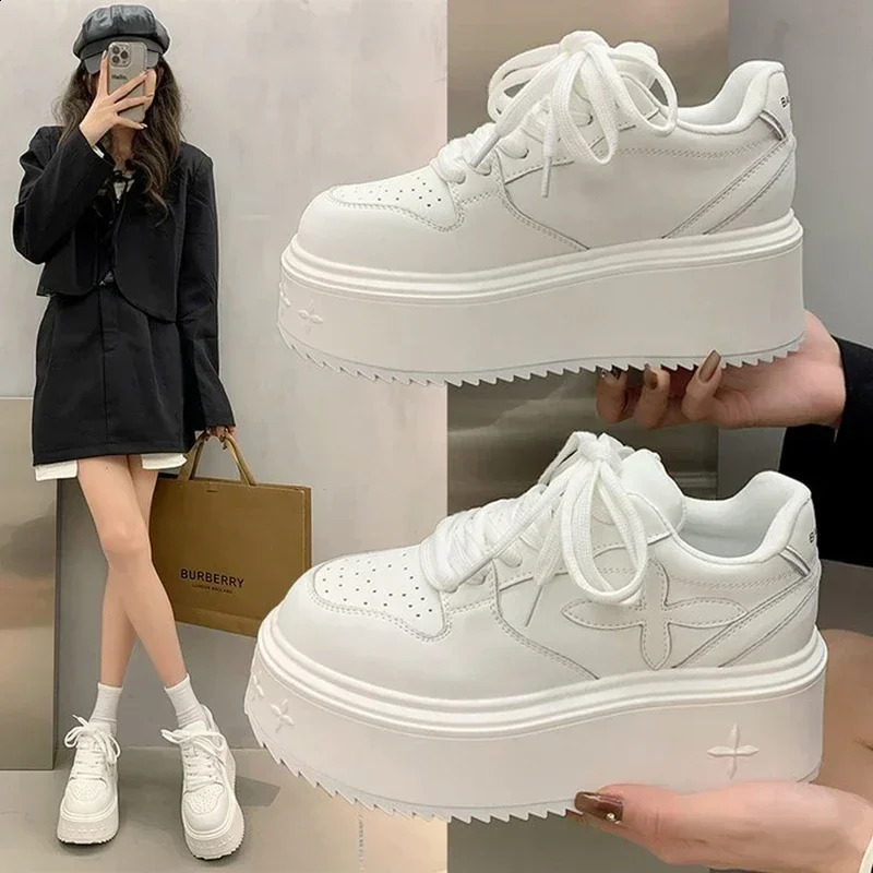 Spring and Autumn Style Fashionable Casual and Comfortable Heightincreasing Platform Soles for Womens Sports Sneakers 251017