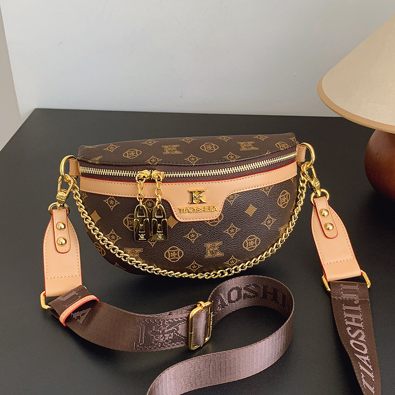 Women'S Breast Bag New Style All Kinds Of Soft Leather Fashion Crossbody Waist Bag High Sense Shoulder Bag For Women 2025s hot - view 3