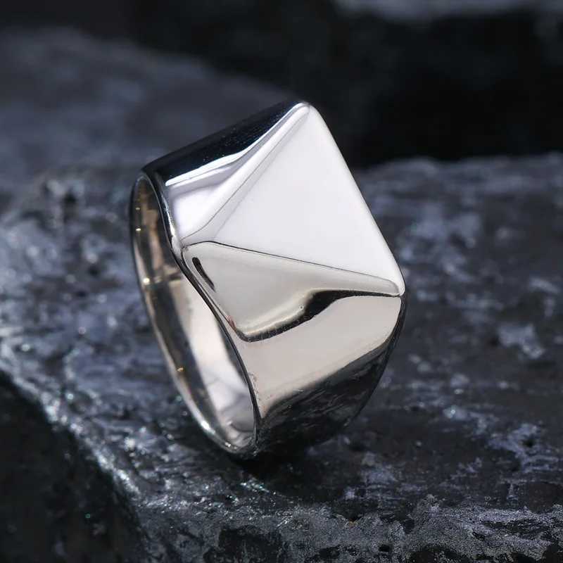 316L Stainless Steel Smooth Triangle Signet Ring For Men Male Finger Jewelry Accessories 2025 New J251020