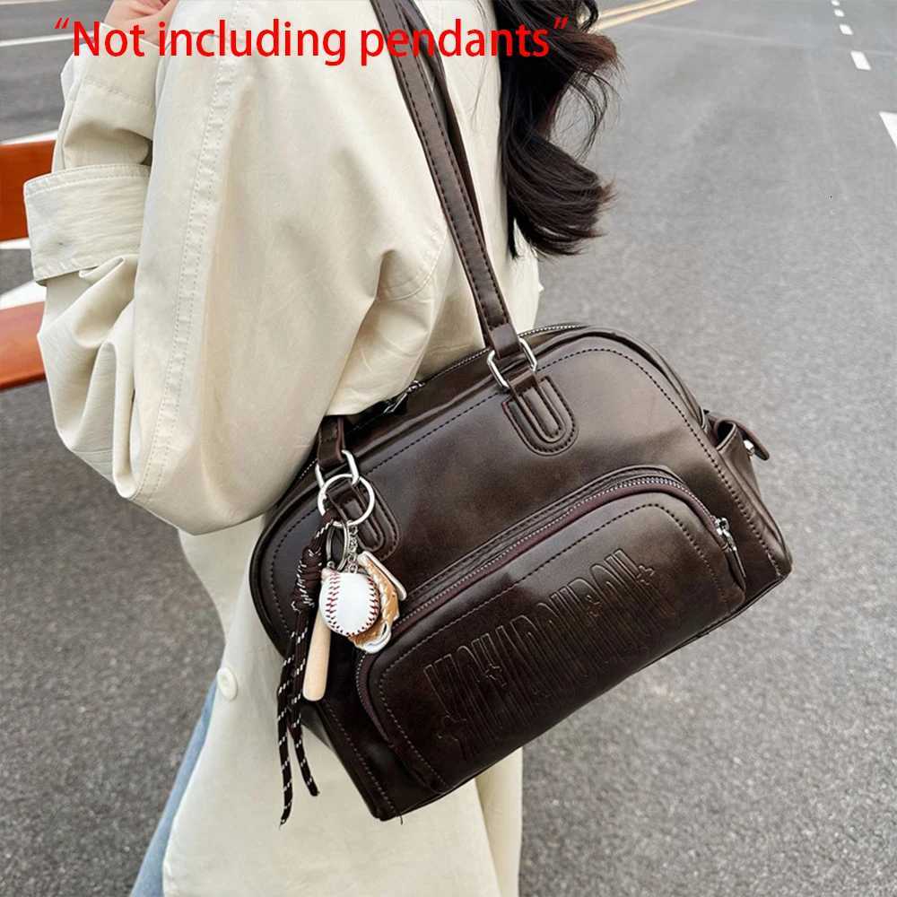 AutumnWinter Retro Underarm Bag Womens New Winter Large Capacity Handheld Bowling Bag Versatile Shoulder BagT251020