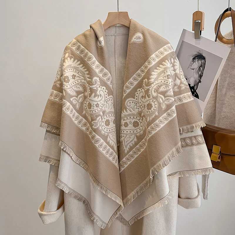 2025 Luxury Brand Womens Winter Cashmere Scarf Paisley Printed Tasseled Shawl Wrap Bandana PonchoL251020