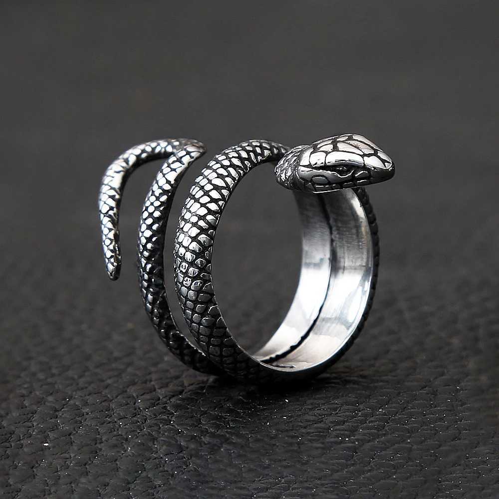 Fashion Vintage 316L Stainless Steel Snake Rings For Men Women Punk Cool Animal Ring Party Couple Amulet Jewelry Gifts J251020