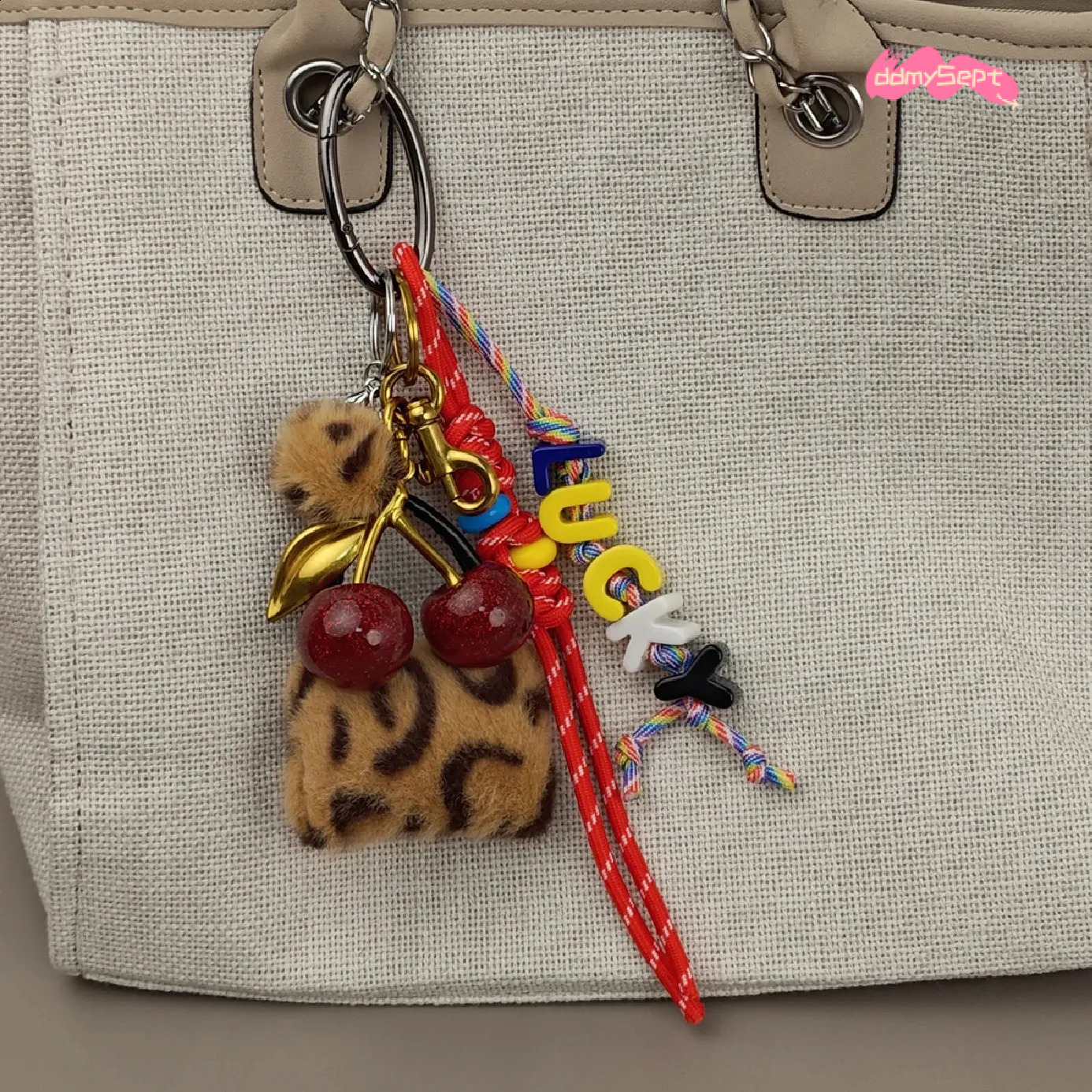 Lucky Delicious Red Cherry Fruits Charm Exquisite Key Chain For Women Men Girs Bag Purse Pendant Accessories Gift 250122 ddmysept