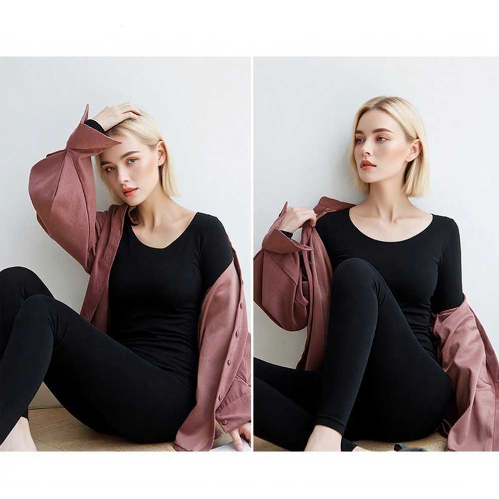 2pcs Womens fall and winter warm nonmarking underwear set round neck Slim seamless bottoming thermal underwear setT251020