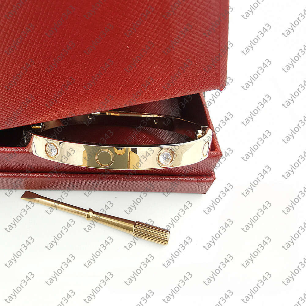 Designer Bracelet Titanium Steel Man Women Bracelets Gold silver Couple Bangle Wedding Party Love Women Jewelry Size 15-22