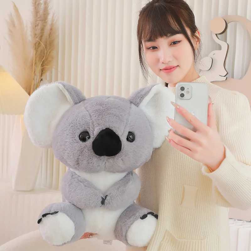 1pc 32cm40cm Lovely Simulation Koala Bear Soft Plush Toy Australia Adventure Koala Doll Stuffed Kawaii Birthday Gift J251020