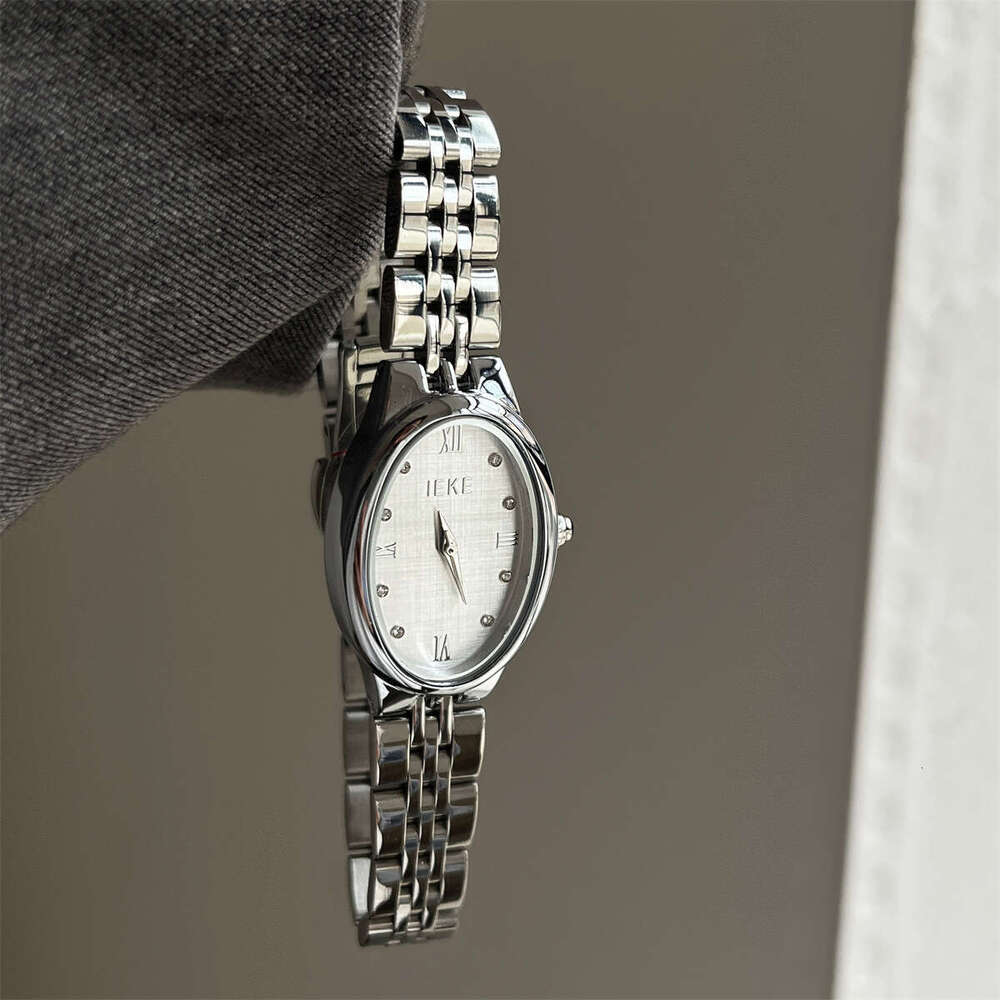 Niche Design Oval Point Diamond Small Dial Designer Steel B Watch for Women Ins Cool Style Design Light Luxury