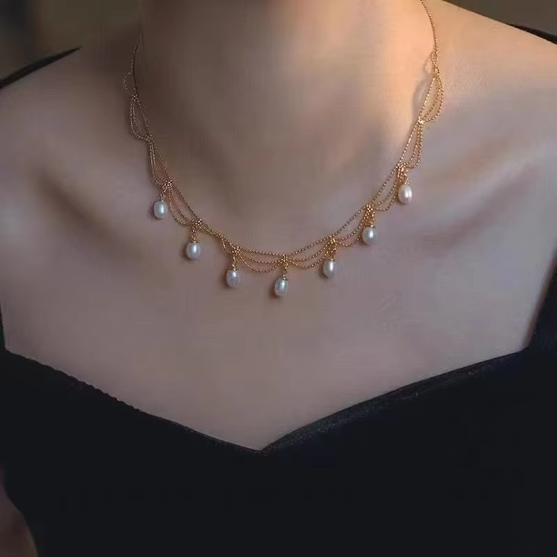 Jewellery High Quality 18K Gold Plated Retro Palace Style Tassel Charm Natural Freshwater Pearl Pendant Necklace for All Occasions Gift Textured Elega