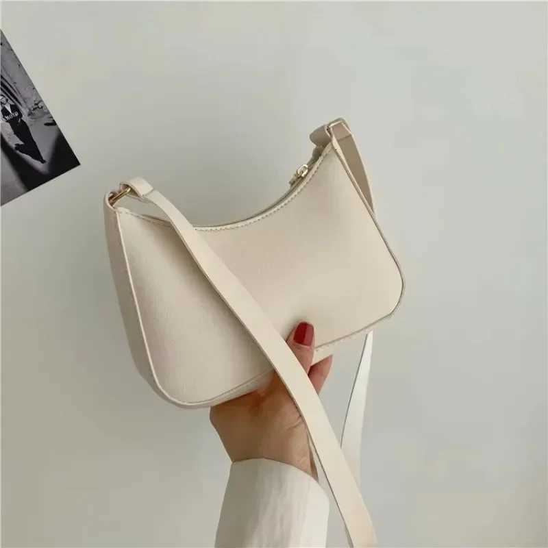 Vegan Leather Shoulder Bag for Women 2025 RFID Blocking Retro Mini Square Purse Elegant Solid Color Crossbody Bag Daily UseT251020