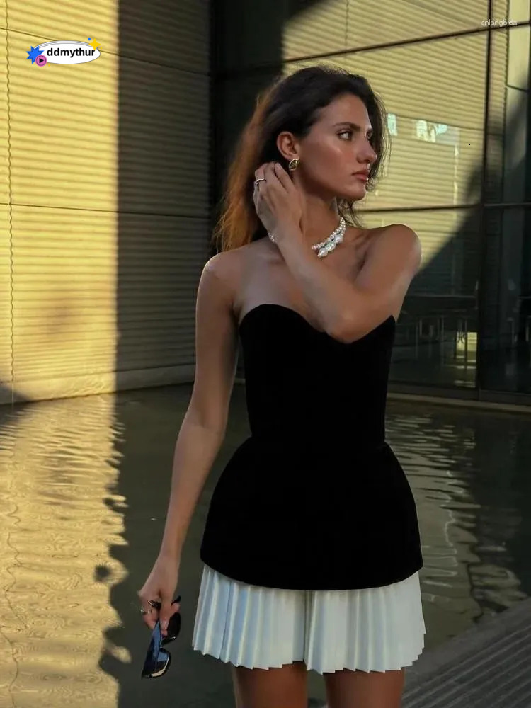 Casual Dresses Sexy Strapless Veet Solid Mini Dress Elegant Off Shoulder Backless Bodycon Vestidos 2024 Women Evening Party Gown ddmythur