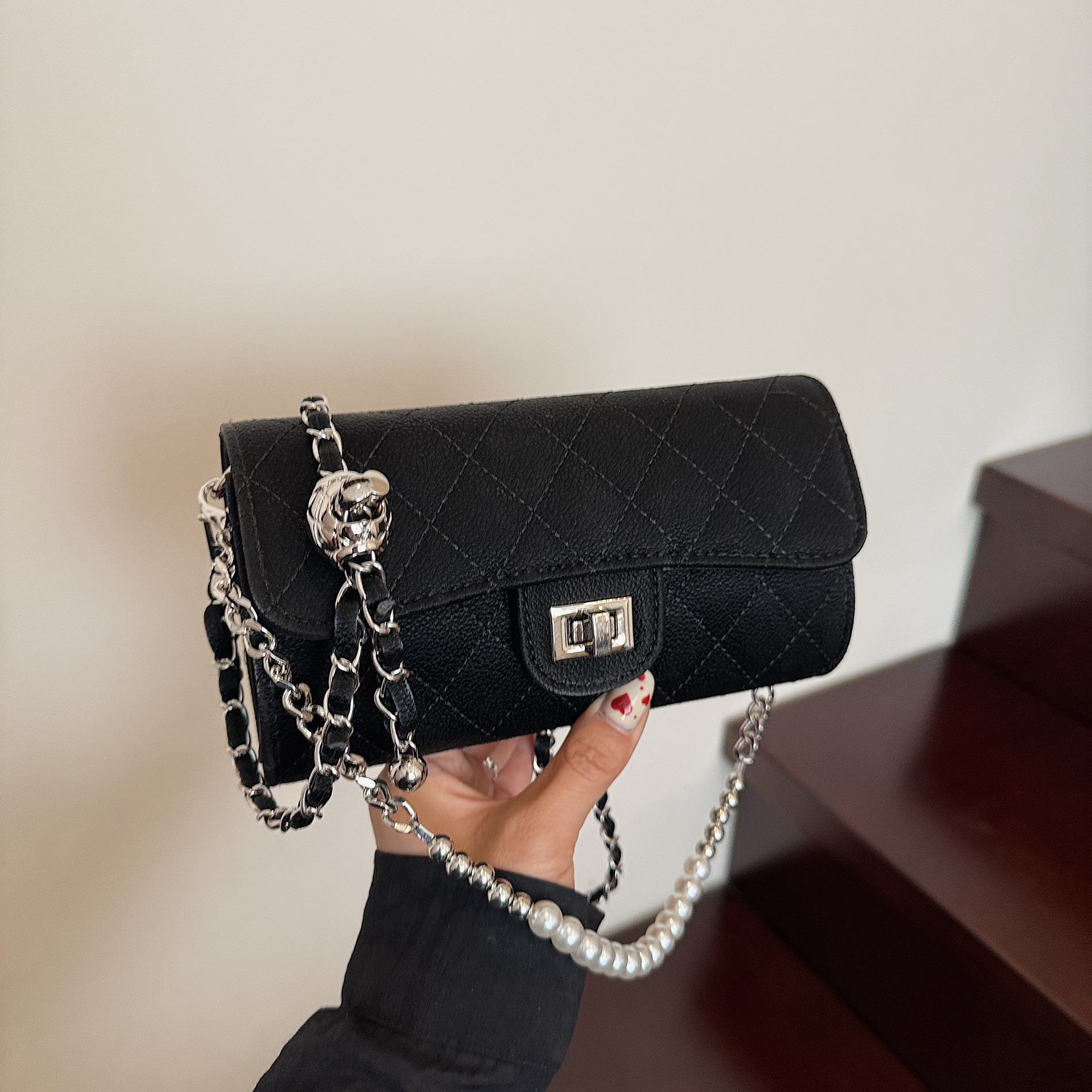 Luxury Brand Designer Bag Solid Color Underarm Bag For Women 2025 New Trendy Fashionable Single Shoulder Bag Casual Chain Crossbody Bag