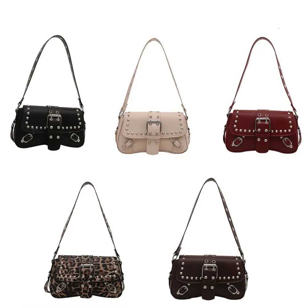 Casual Punk Style Y2K Armpit Bag American Style Sweet Cool Underarm Bag Handbag Large Capacity Rivet Shoulder Bag OutingT251020