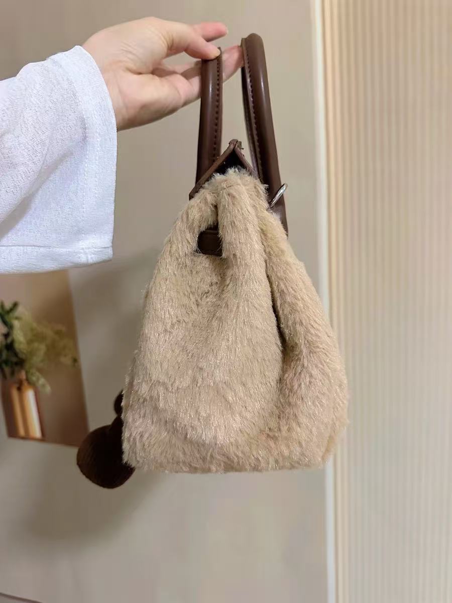 Hot selling Cute Plush Storage Tote Crossbody Large Capacity Daily Handbag Shoulder Dual Purpose Bag Gift for Women designer bag