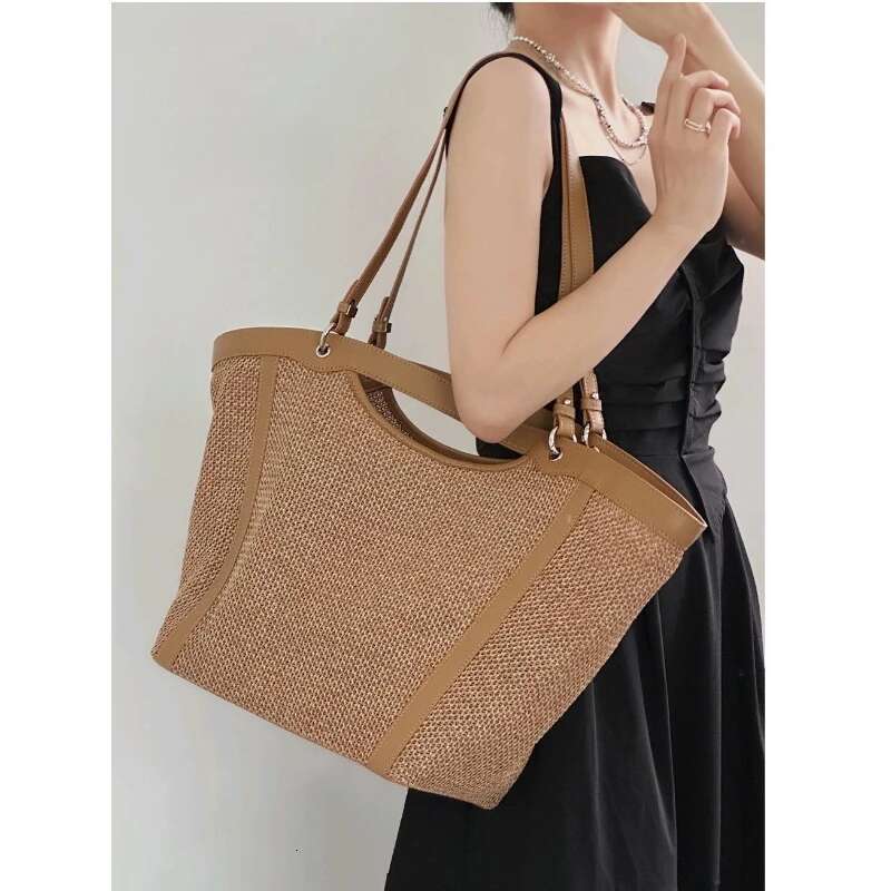 New Large Capacity Vegetable Basket Straw Shoulder Underarm Bag Suotong2520