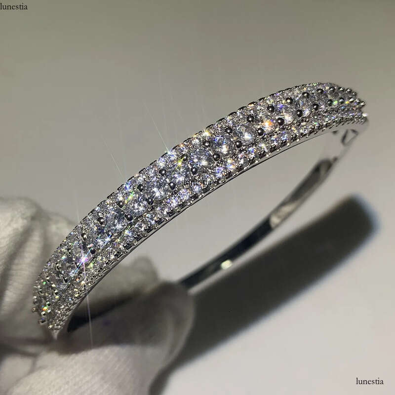 Stunning Hot Sale New 2019 Jewelry Sterling Sier Pave White Clear AAAAA Cubic Zirconia Women Bangle Wedding Wrist Bracelet Gift