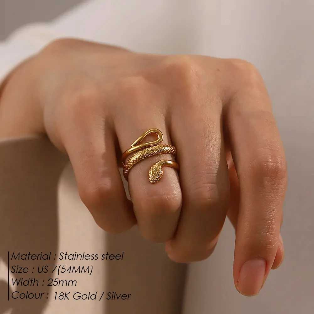 eManco Vintage Popular Hollowed Out Snake Adjustable Titanium Steel Ring Womens Classic Jewelry Holiday Gift J251020