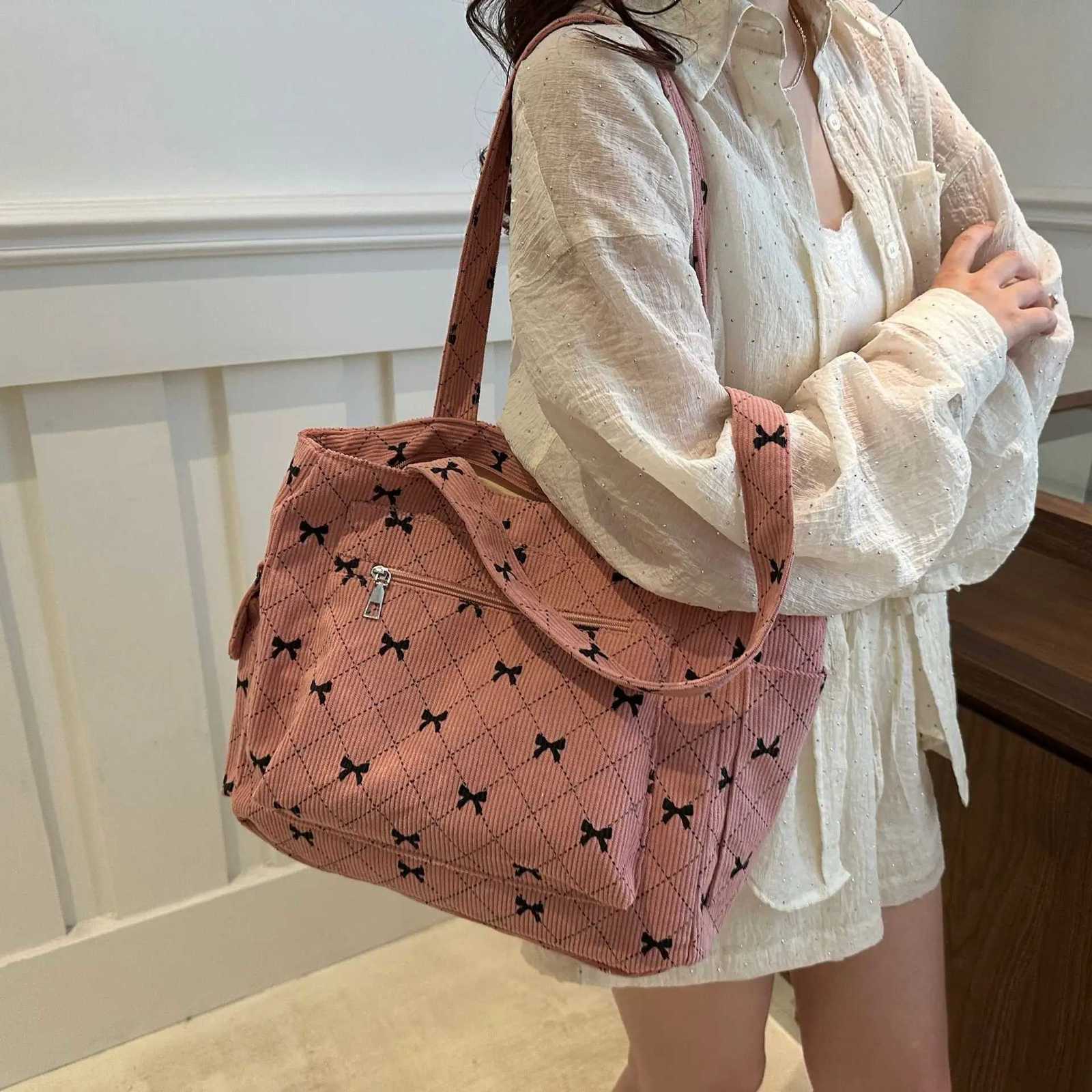 Bow Pattern Commuting Bag Handbag Large Capacity Women Tote Bag Multipockets Fashion Shoulder Bag Casual Underarm BagsT251020