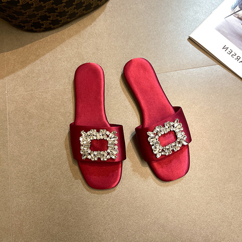 Satin Womens Slippers Summer 2024 Water Diamond Buckle Flat Elegant Sandals Womens Fashion Outdoor Beach Shoes Slippery 240710