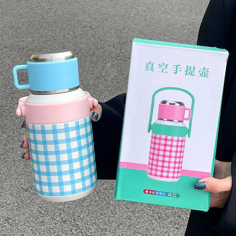 1 pc 800ml Plaid Stainless Steel Insated Water Bottle with Detachable Lid Leakproof Portable Thermos with Handle for Outdoor Y251020