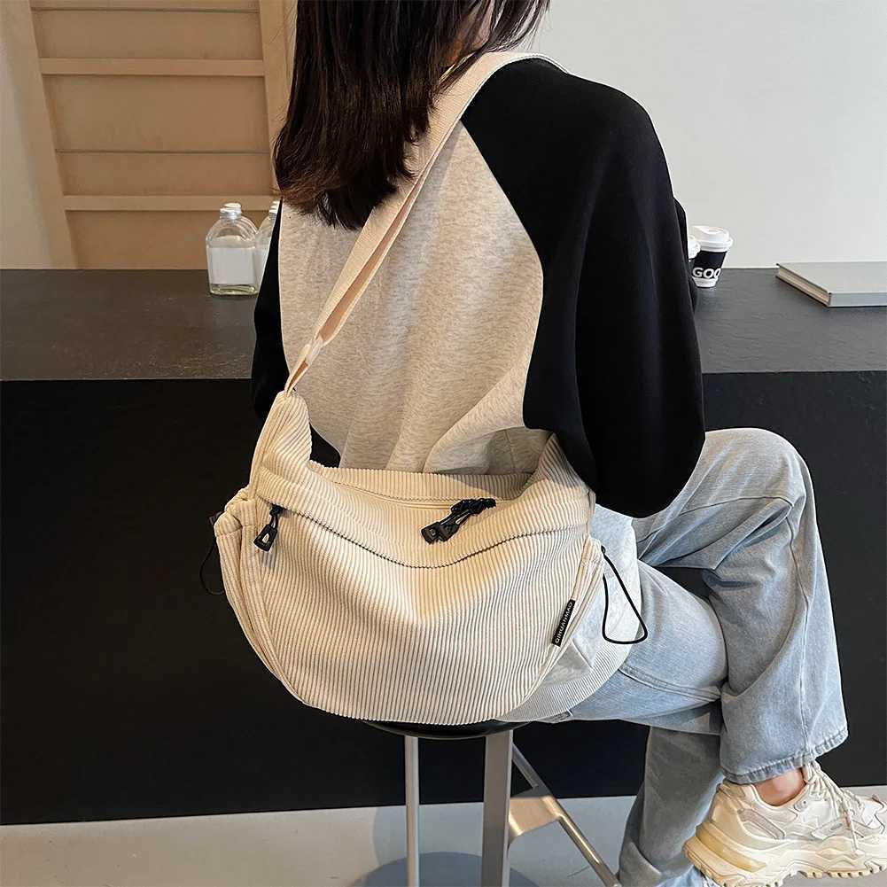 Corduroy Stylish Dumpling Bag Large Capacity Fashion Shoulder Bag Adjustable Strap Crescent Crossbody Bag Trendy Carrying BagT251020