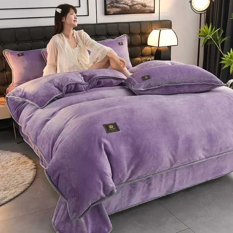 Luxury Milk Fleece Supper Ultrathick Bedding Set Queen Size High End Warm Winter Duvet Cover Set Warmth Comforter Bedding SetsXJ251015