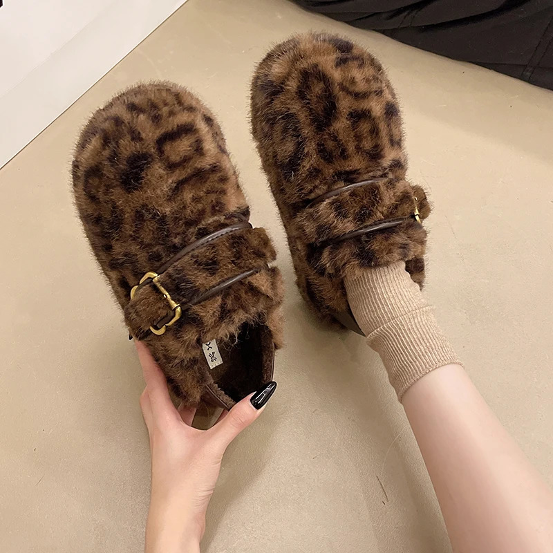 Winter Women Causal Cotton Shoes Warm Furry Hairy Fashion Outdoor Women Student Plush Shoes Versatile Ladies Flat Moccasins 251013