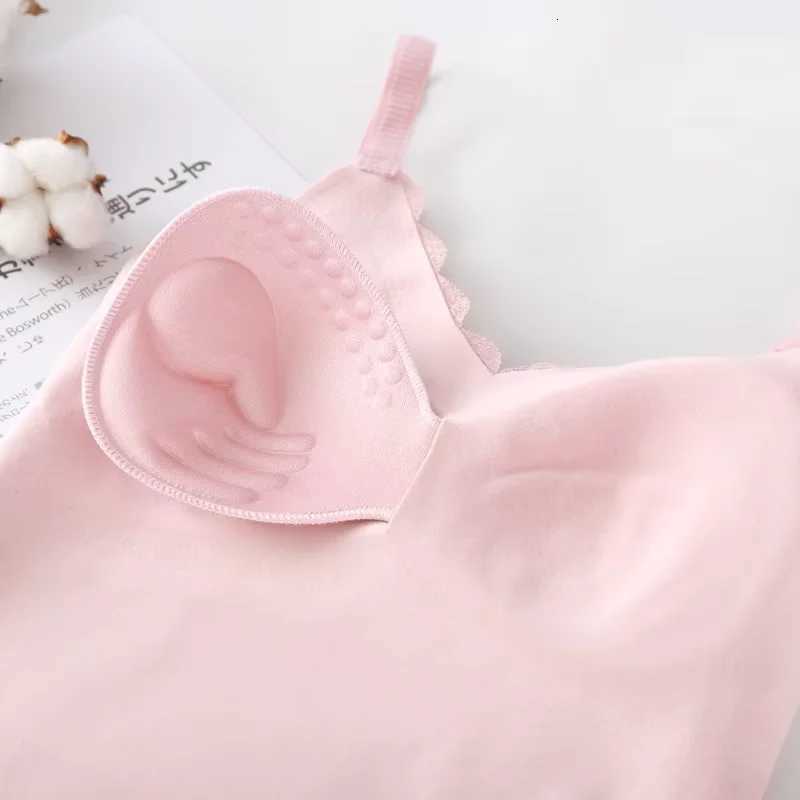 New Velvet Thermal Underwear Women Nonmarking Chest Pad Thermal Vest Women Brushed Heating Lace Flowers Vest SlingT251020