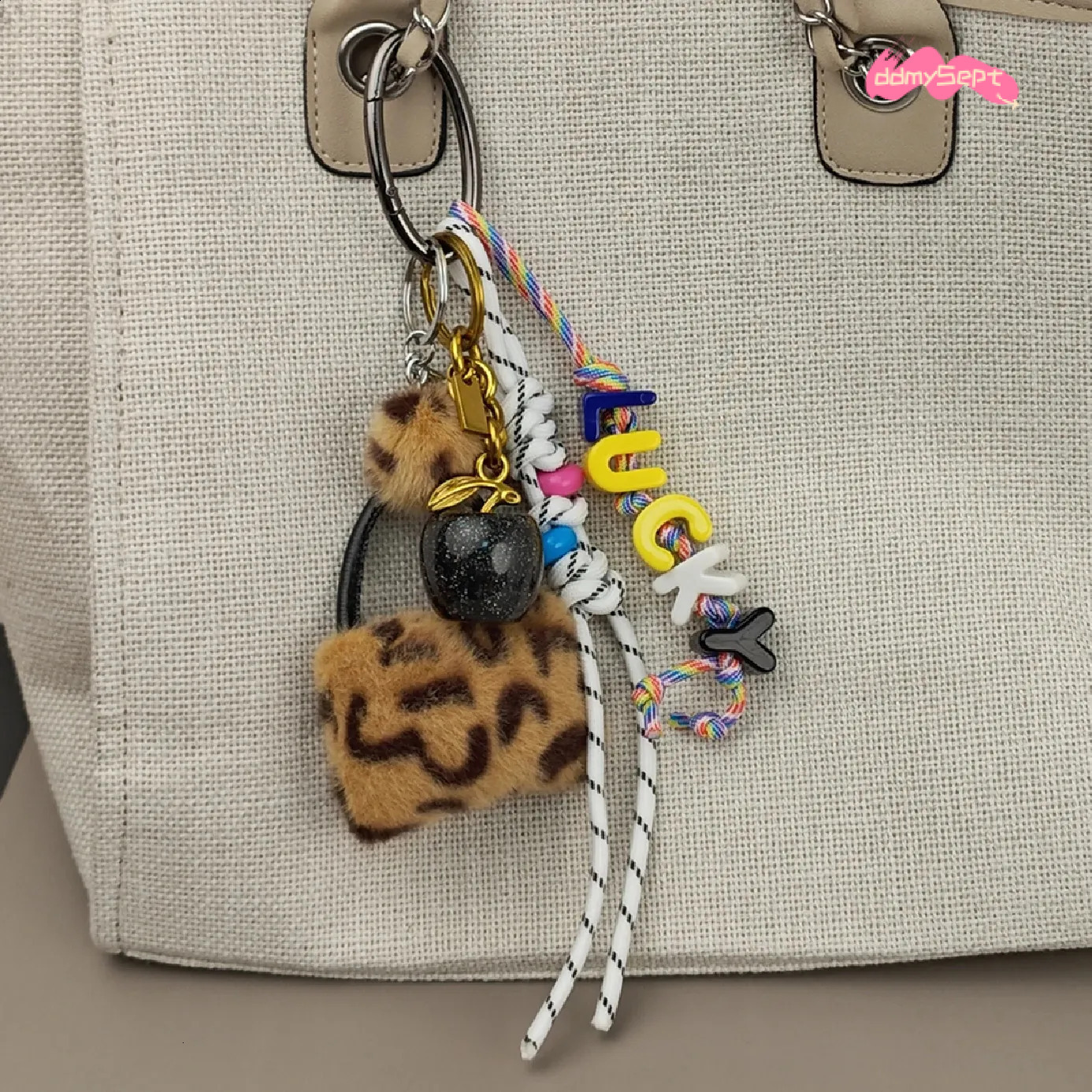 Lucky Delicious Red Cherry Fruits Charm Exquisite Key Chain For Women Men Girs Bag Purse Pendant Accessories Gift 250122 ddmysept