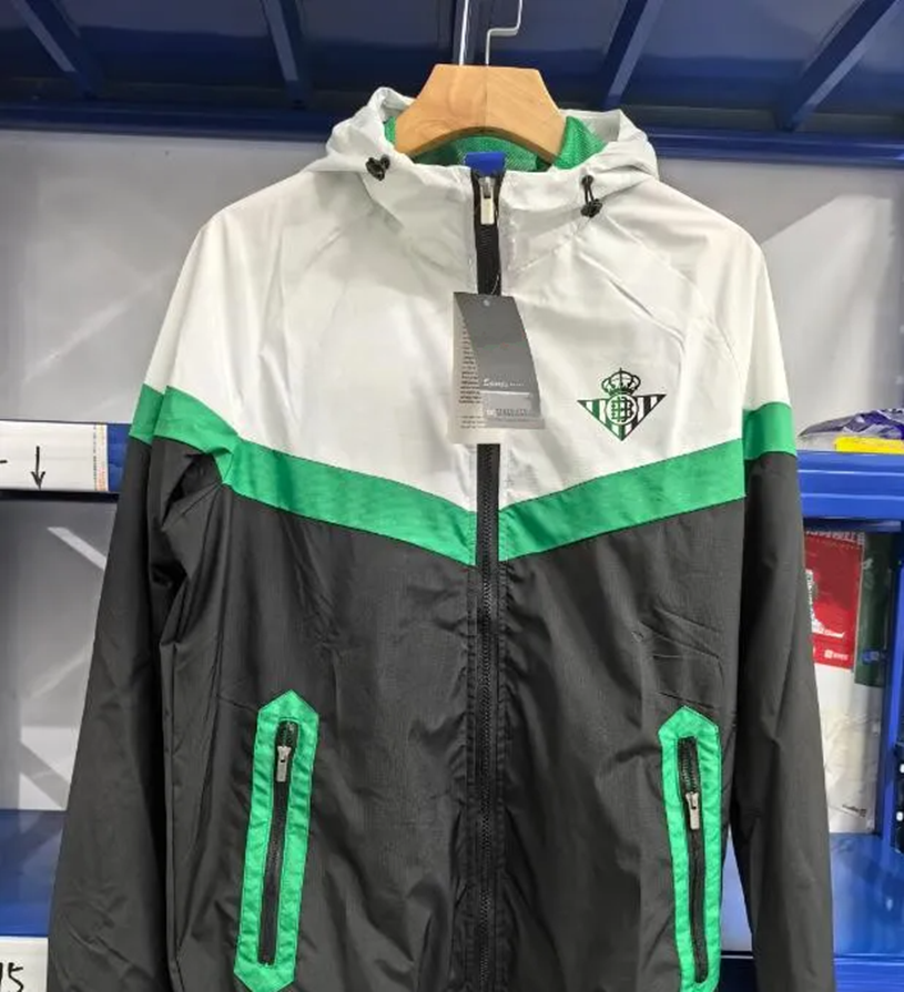 2025 New tracksuit 2026 Windbreaker Half Real Betis Sevilla train Kids And Adult Jacket Soccer Jersey 25 26 Tracksuit Training Half Pull Long Sleeve Zipper Sets