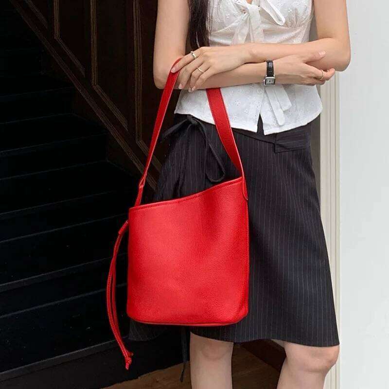 Genuine Leather Bucket Underarm New Niche Design Top Layer Cowhide Simple Vintage Women One-Shoulder Crossbody Bag Suotong251020 Suotong1020