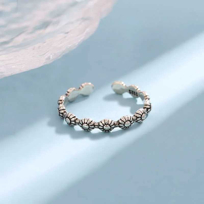 Retro Personality National Style Exquisite Flowers 925 Sterling Silver Jewelry Simple Female Opening Rings JZ018 J251020