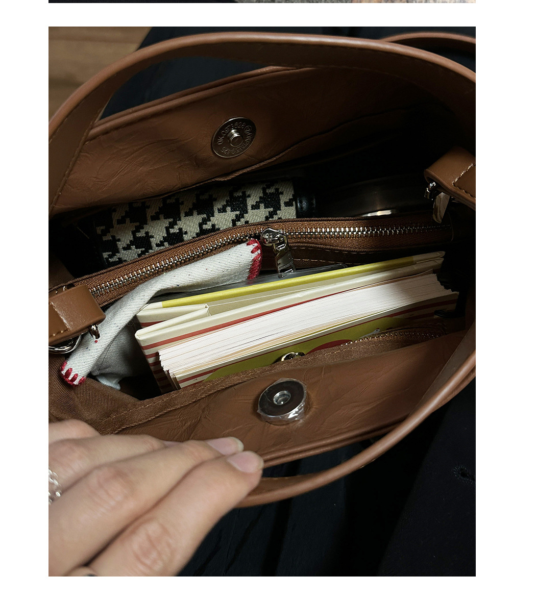 2025 Spring/Summer New Style Handbag - Grab Pattern Retro Soft Leather Large Capacity Multi-compartment Bucket Bag Single Shoulder Crossbody Bag