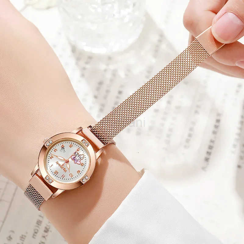 Sanrio Hello Kitty Diamond Womens Watches Cat Bow Kawaii Pink Ladies Gold Sliver Metal Jewelry Cartoon Magnetic Watch Girls L251020