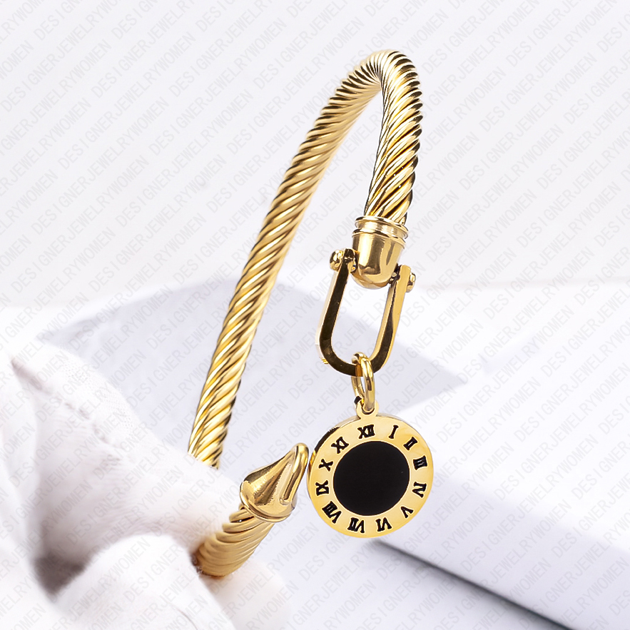 Designer Bracelet Bracelet Women Stainless Steel Horseshoe Clasp Bracelets Roman Numeral Bangle Pendant Bangles Luxury Jewlery Designer for Women Eleg