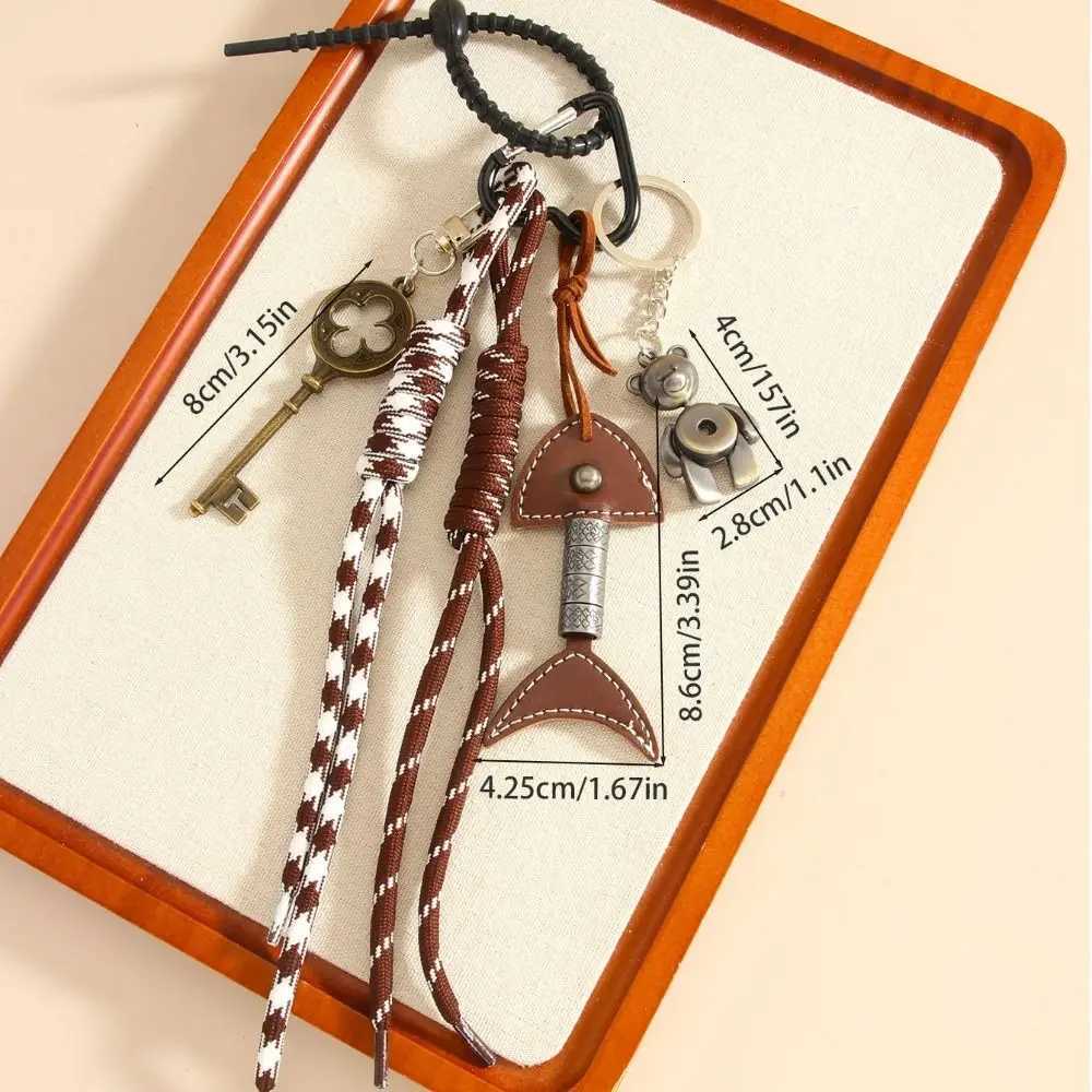 PU Leather Fishbone Keychain Handmade AntiLost Vintage Bear Key Pendant Girl Heart Trinket Woven Ropes Keyring W251021