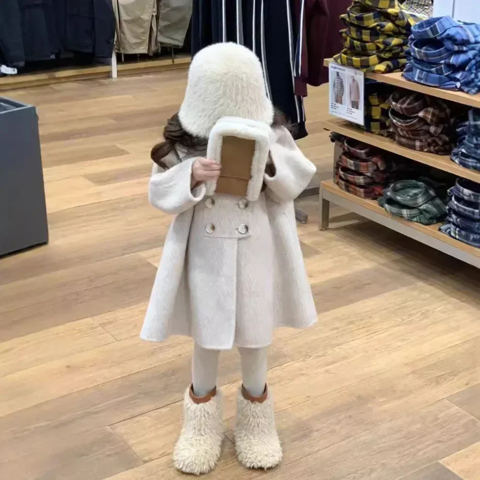 Korea Children Clothing Girl Coat Autumn and Winter for Small Children with Foreign Doll Coat Girls Winter Coat Kids Coats 251017