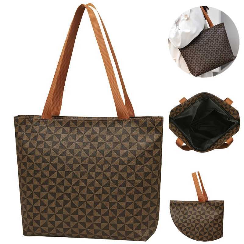 A MustHave for Girls When Going Out Comfortable Simple and Lightweight Shoulder Bag Suitable for Going OutXJ251021