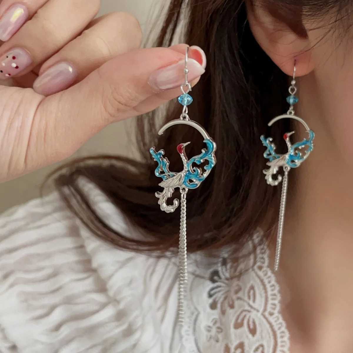 Vintage Enamel Crane Bird Dangle Earrings For Women Men Chinese Style Folding Fan Flying Birds Koi Cat Animal Earrings Jewelry J251021