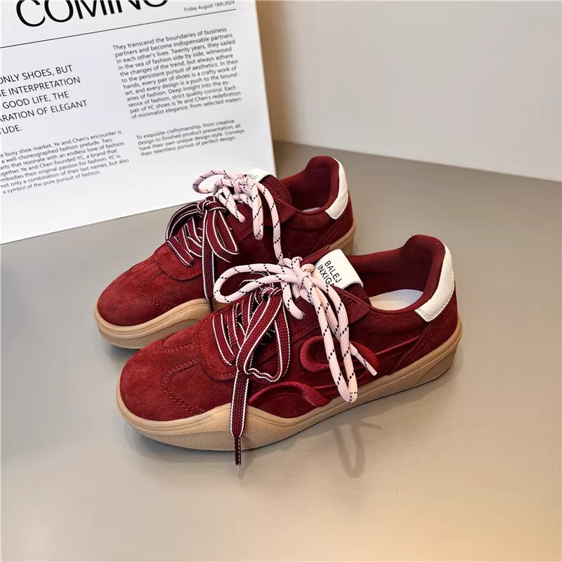 Niche design red German training shoes women's new fashion embroidered platform casual sports shoes in early spring 2025